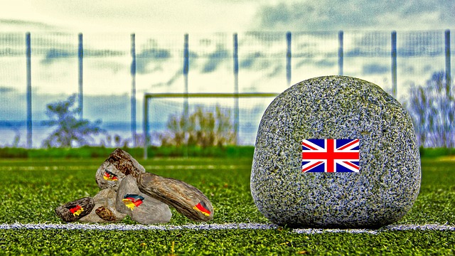 中英青训交流会嘉宾：绝杀韩国转型后卫；枪手铁闸曾获世界杯